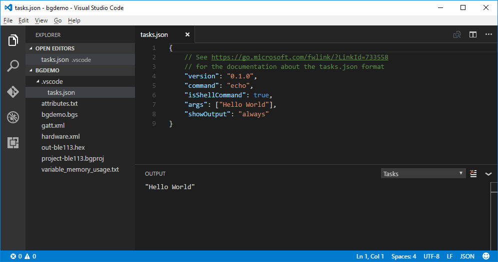 Visual Studio Code display output of "Hello World"